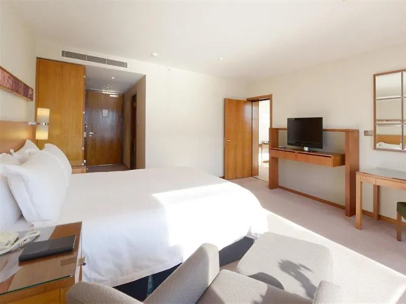 Canary Riverside Plaza Hotel London