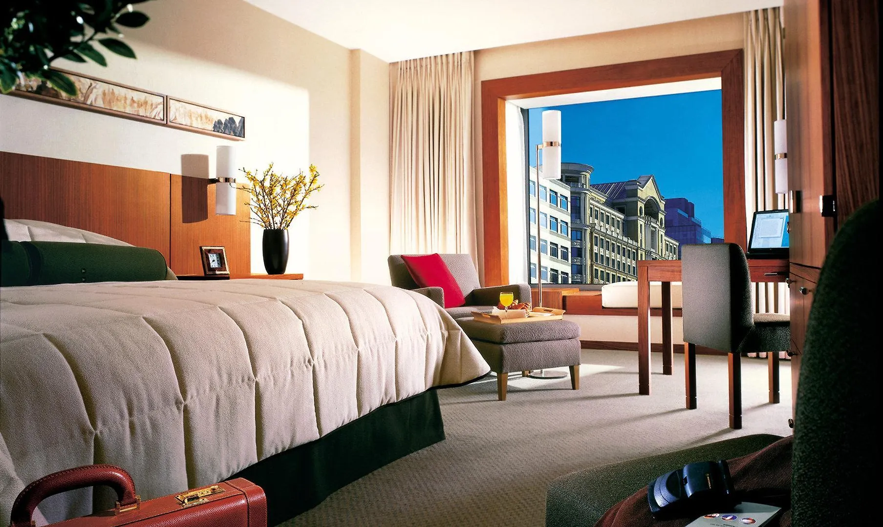 Canary Riverside Plaza Hotel London 5*,
