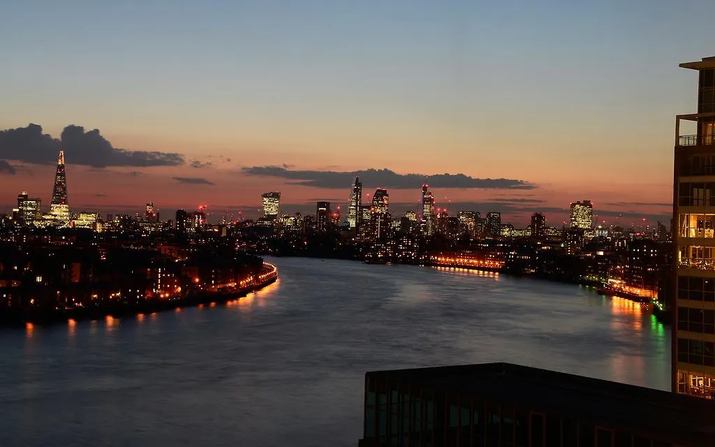 Canary Riverside Plaza Hotel London