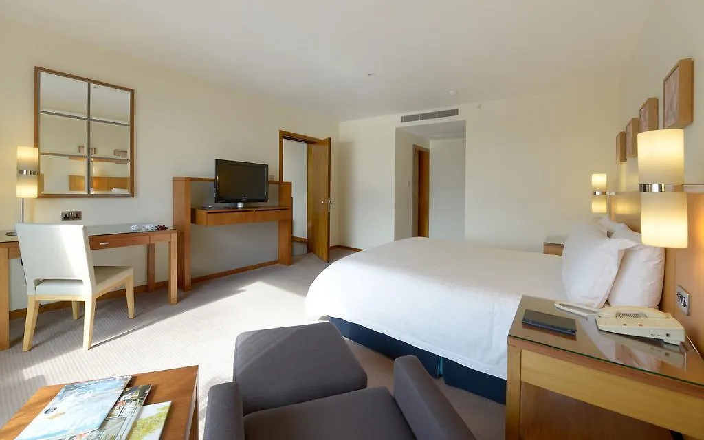 Canary Riverside Plaza Hotel London 5*,