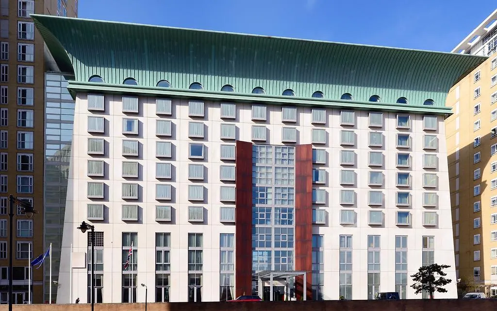 Canary Riverside Plaza Hotel London