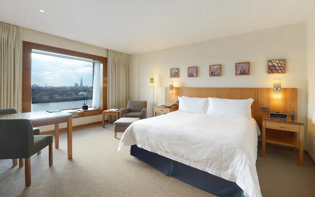 Canary Riverside Plaza Hotel London