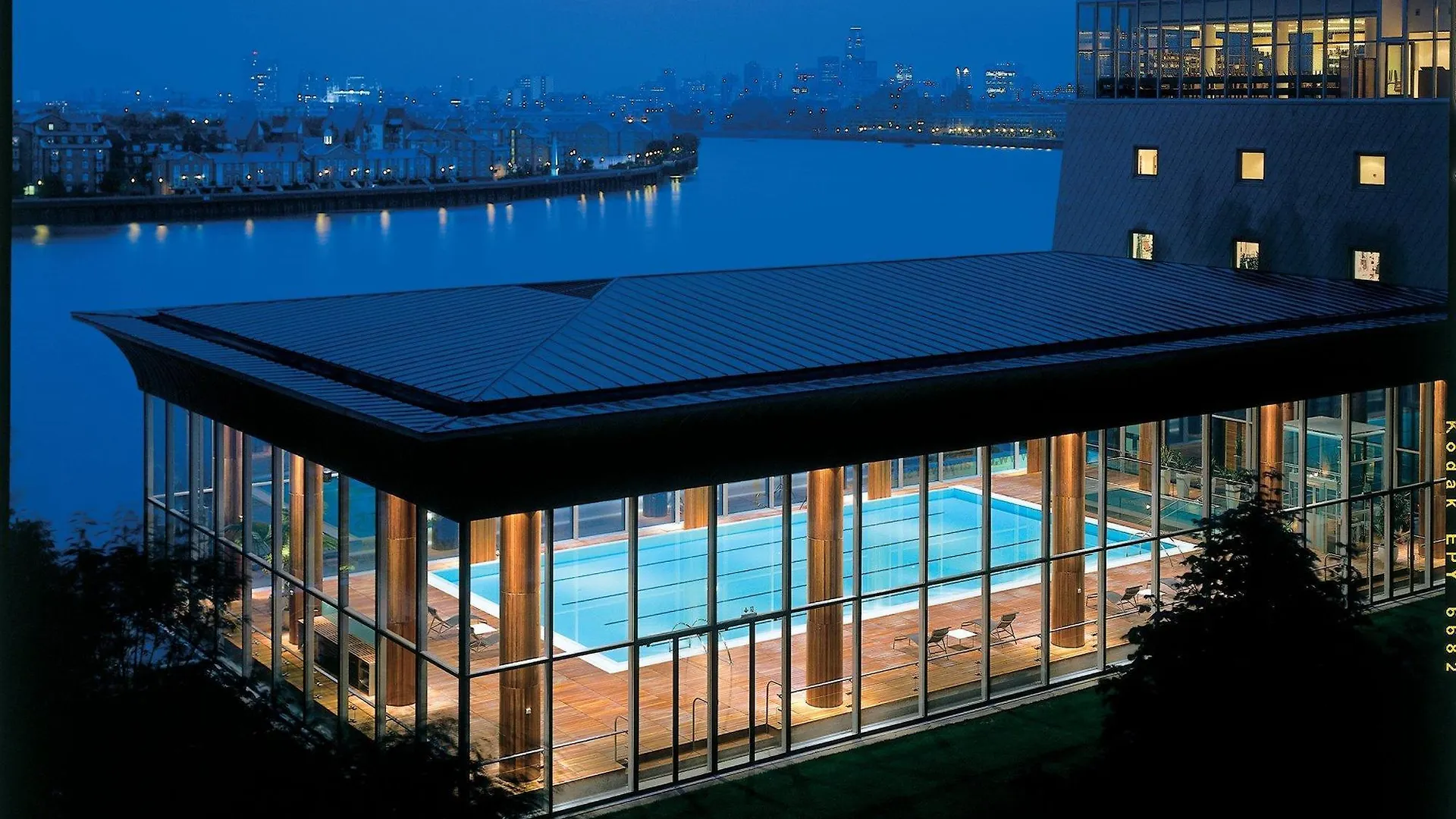 Canary Riverside Plaza Hotel London