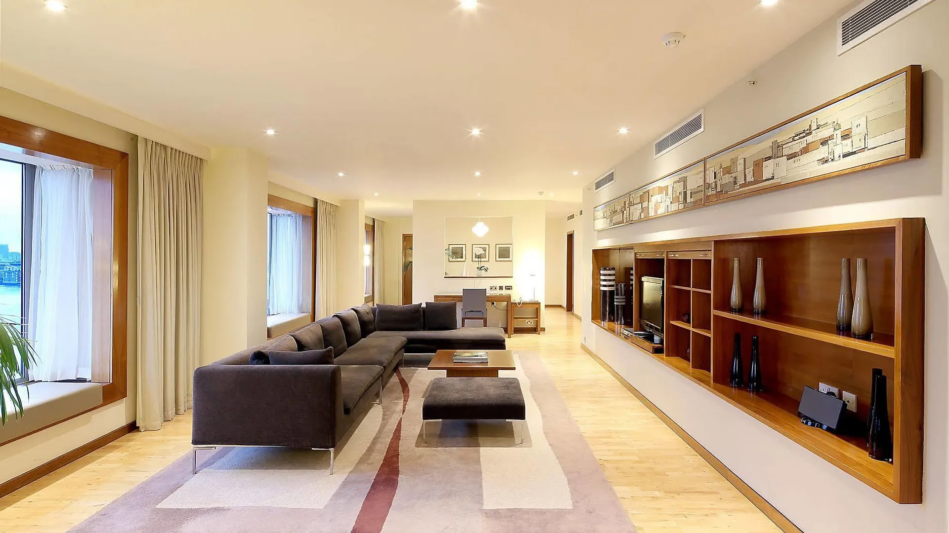 Canary Riverside Plaza Hotel London 5*,  Storbritannien